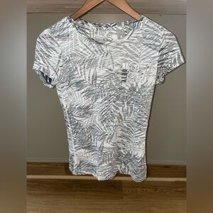 Aeropostale tropical print t-shirt